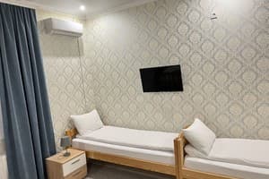 Отель Park Hotel. Стандарт 4-местный с видом на озеро 4